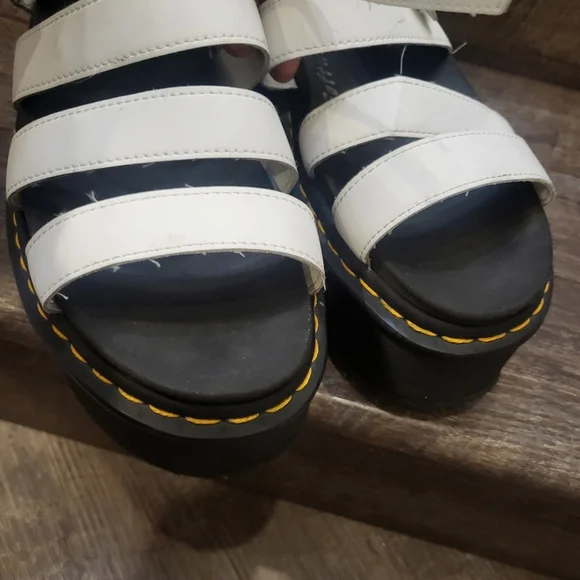 Dr.Martens Women Blaire Sandal White Hydro Leather - Picture 9 of 9